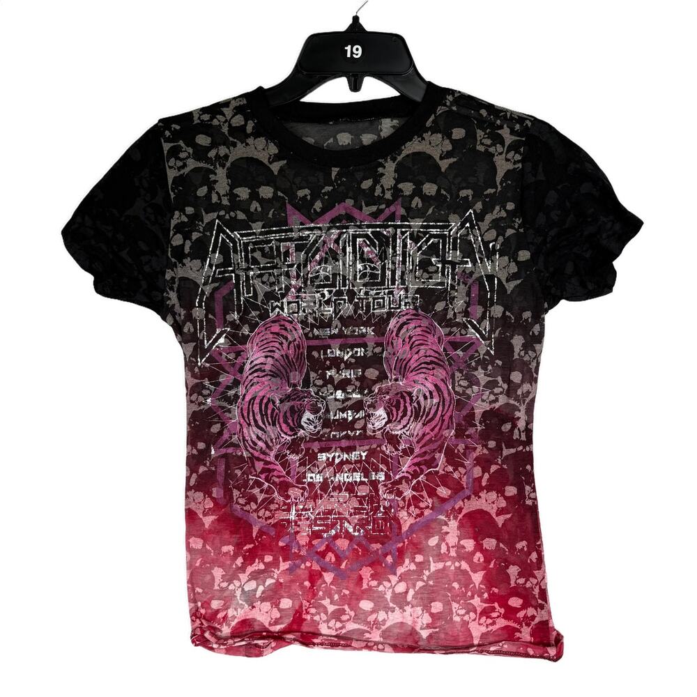 Black and Red Affliction World Tour Skull and Tiger Graphic T-Shirt - Small